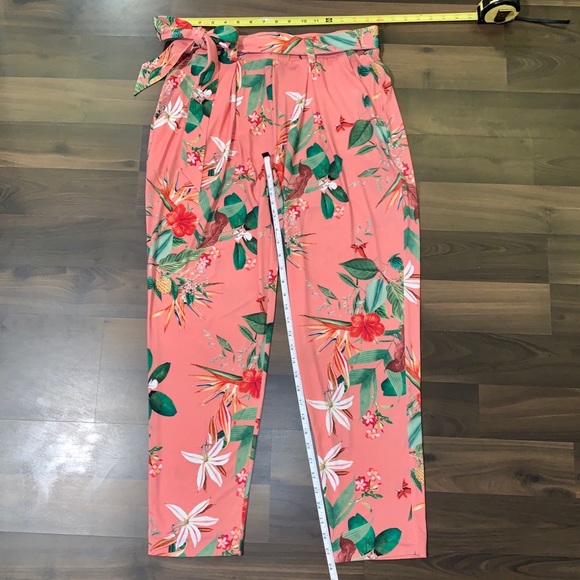 Express Belted Cropped Pants - Picture 4 of 4